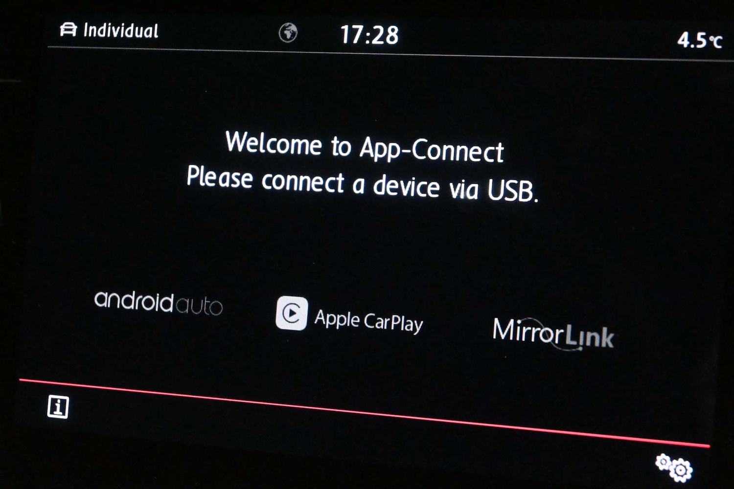 Used Volkswagen Golf 2019 for sale - 77328590: Photo 41