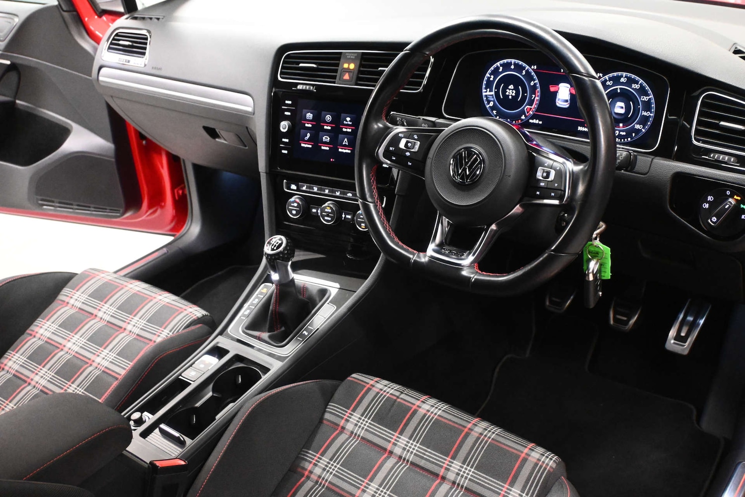 Used Volkswagen Golf 2019 for sale - 77328590: Photo 8