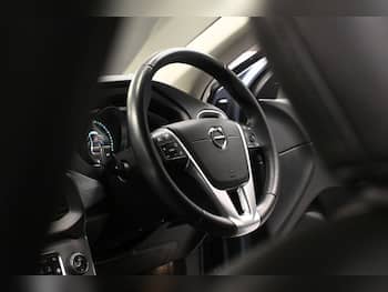 Used Volvo V40 2019 for sale - 79747188: Photo