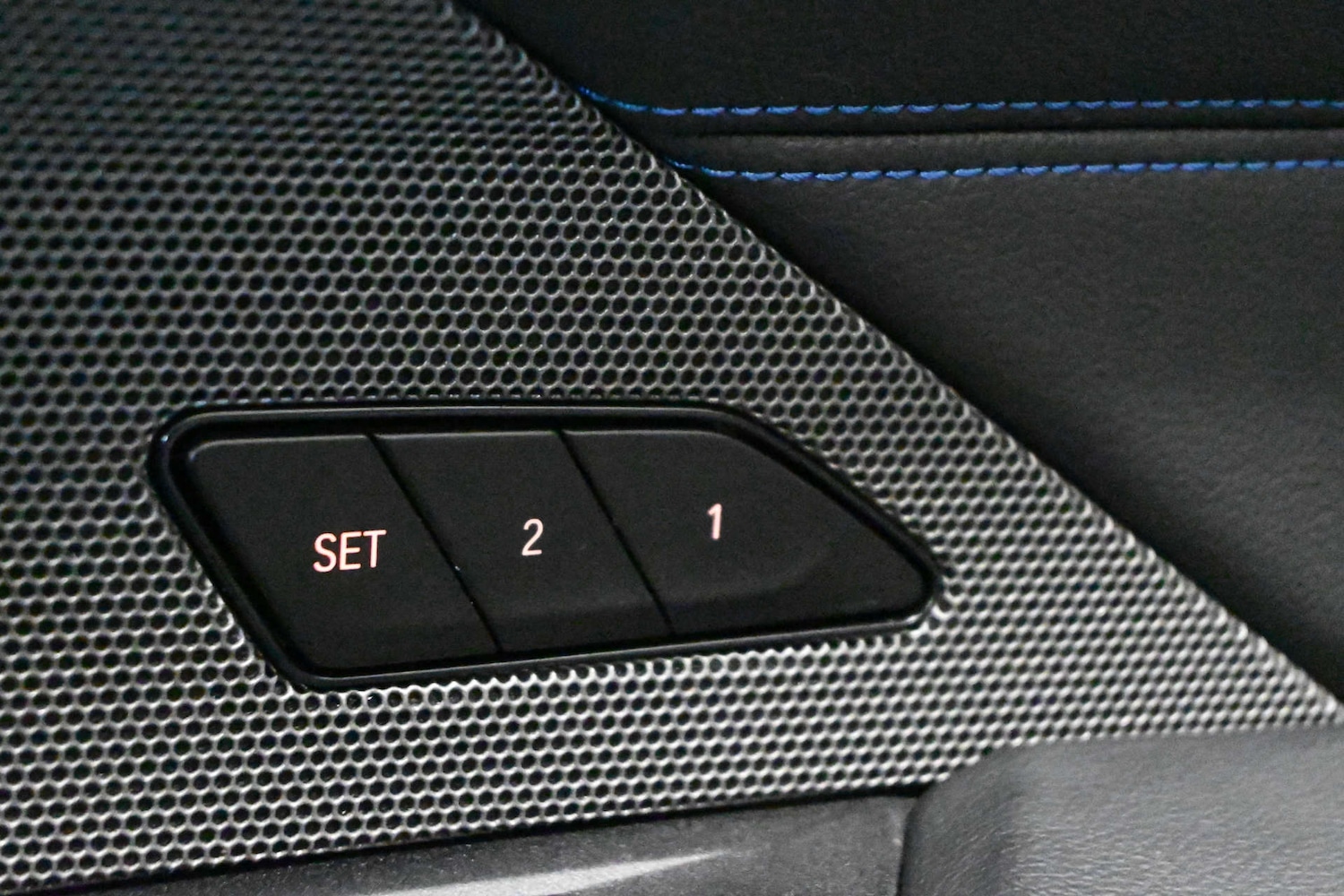 Used BMW i4 2022 for sale - 77920836: Photo 11