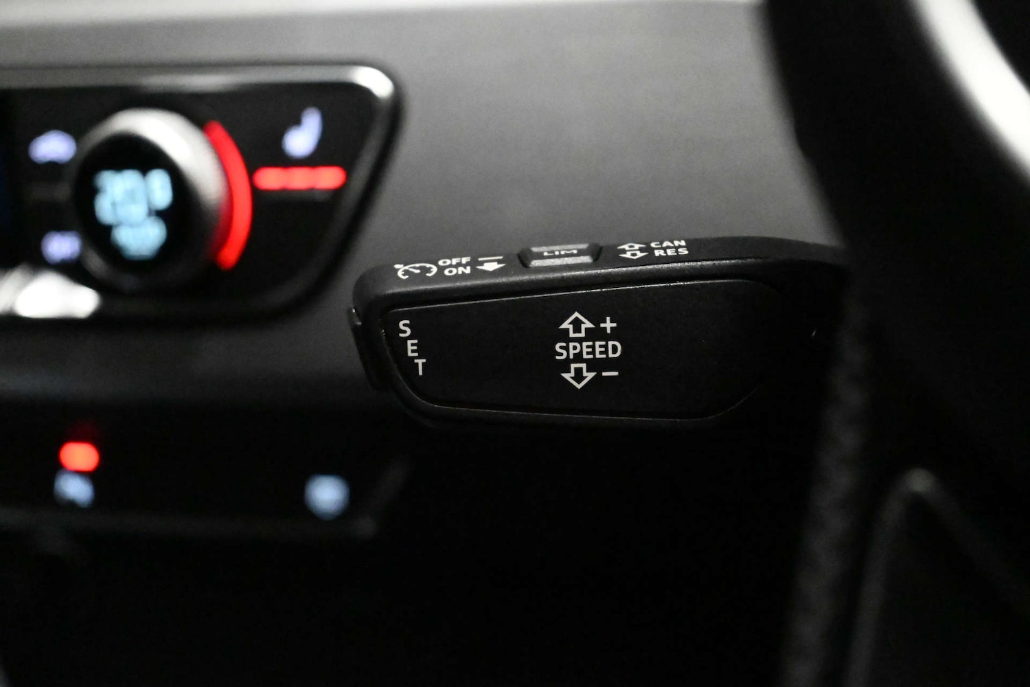 Used Audi A4 2022 for sale - 77113521: Photo 33