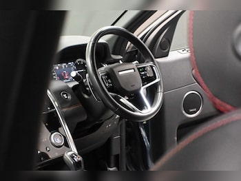 Used Land Rover Discovery Sport 2023 for sale - 79583579: Photo