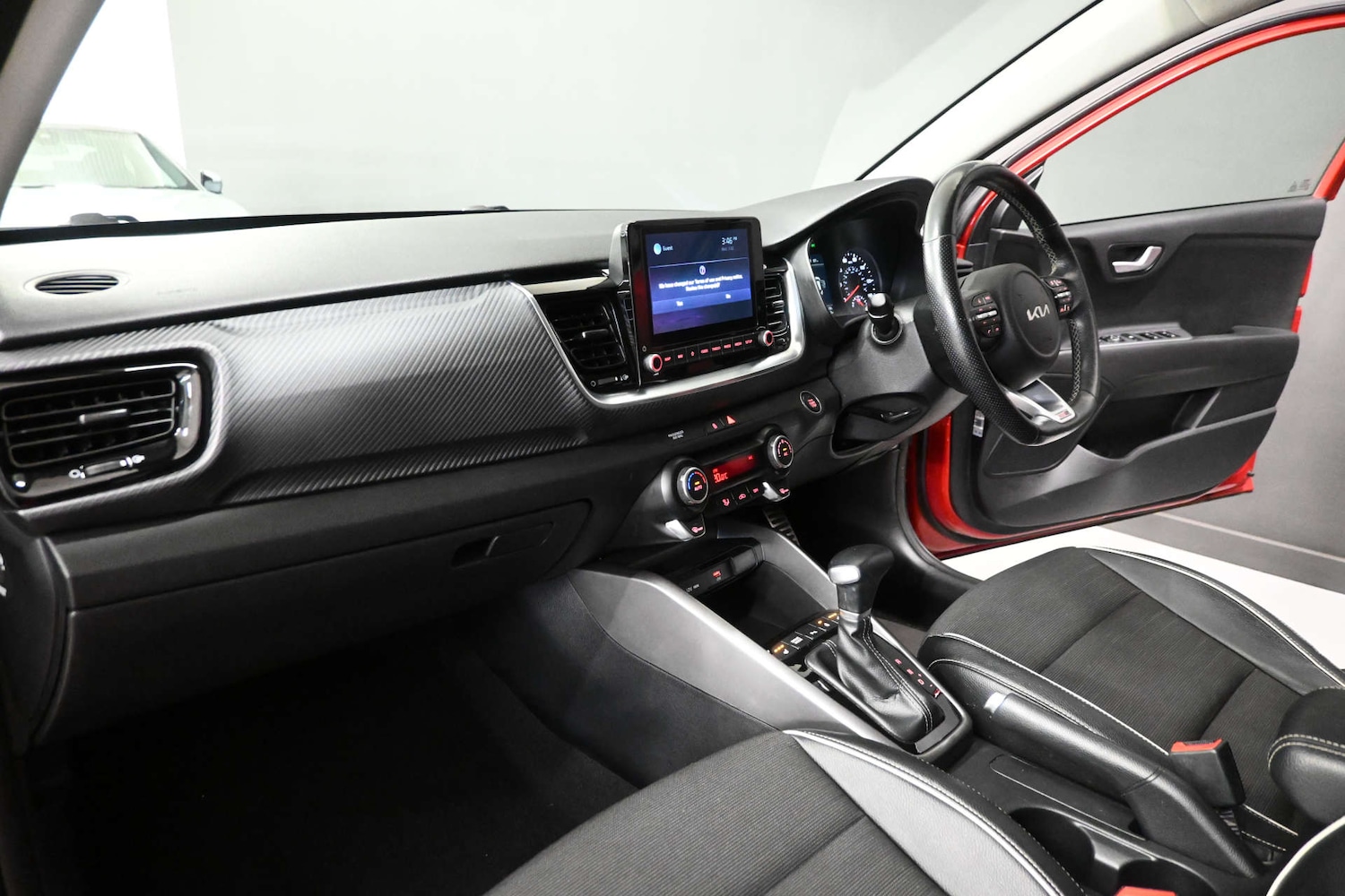 Used Kia Stonic 2022 for sale - 77523366: Photo 4