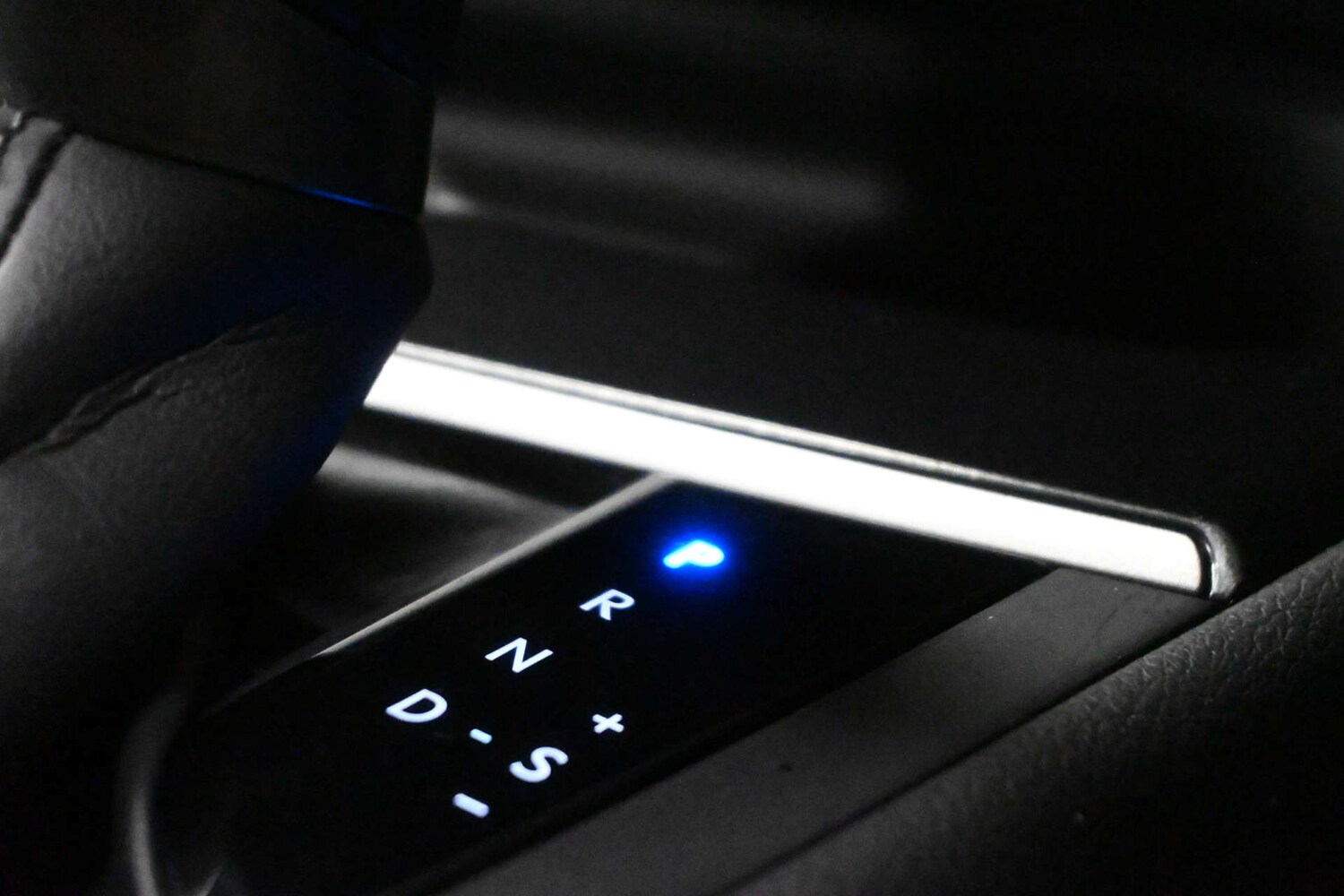 Used Lexus UX 2023 for sale - 77877254: Photo 26