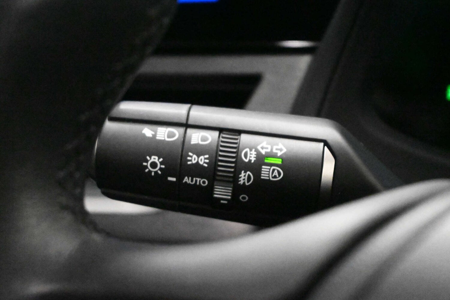 Used Lexus UX 2023 for sale - 77877254: Photo 28