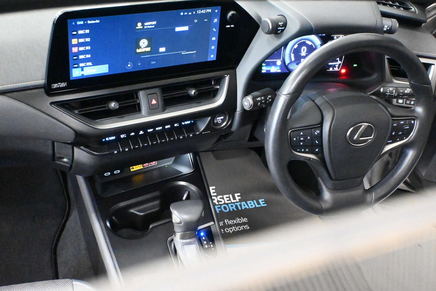 Used Lexus UX 2023 for sale - 77877254: Photo 4