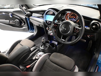 Used MINI Hatch 2021 for sale - 79253549: Photo
