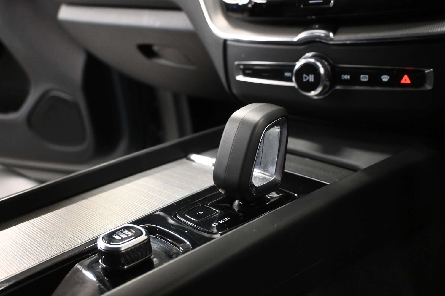 Used Volvo XC60 2023 for sale - 78111341: Photo 35