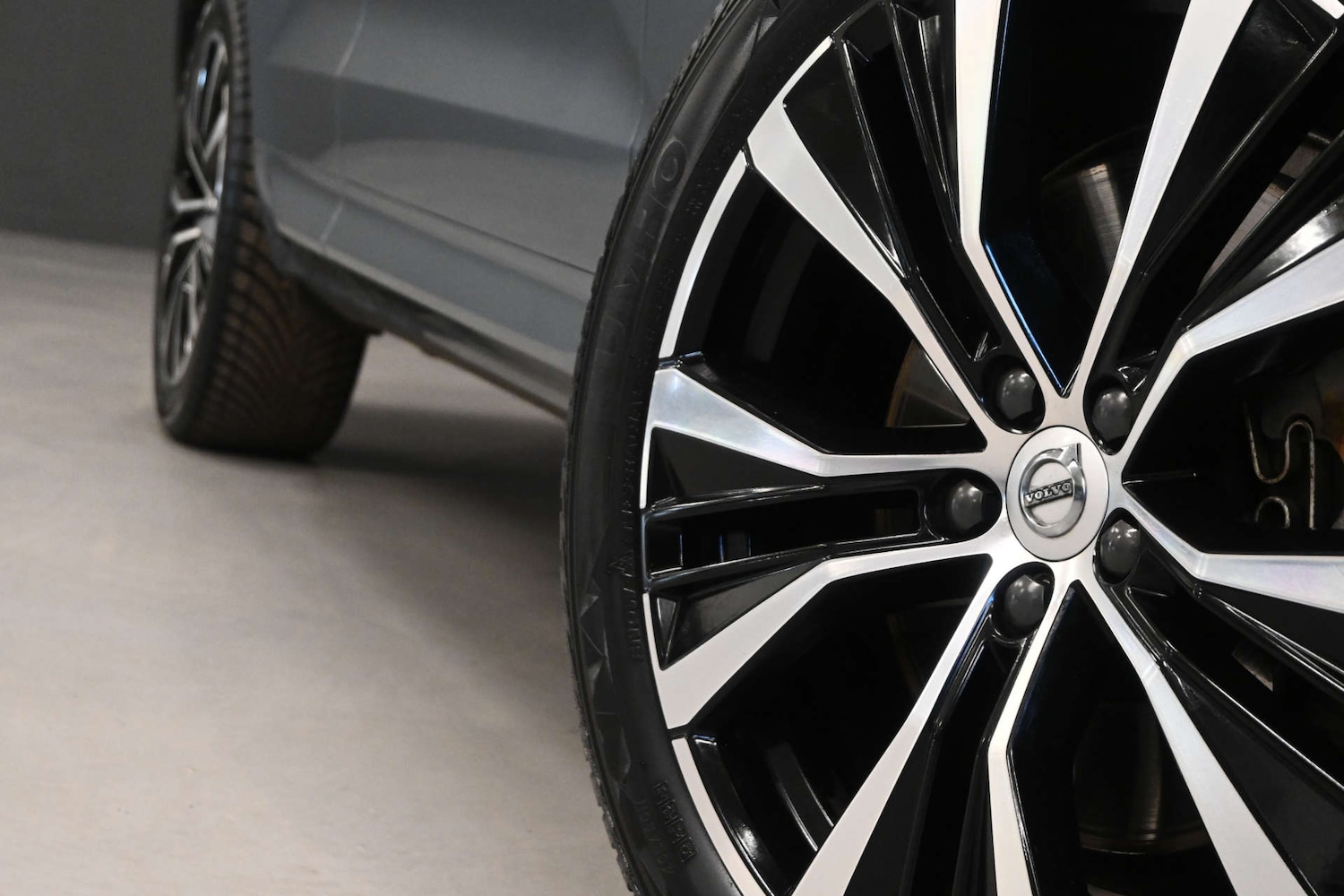 Used Volvo XC60 2023 for sale - 78111341: Photo 36