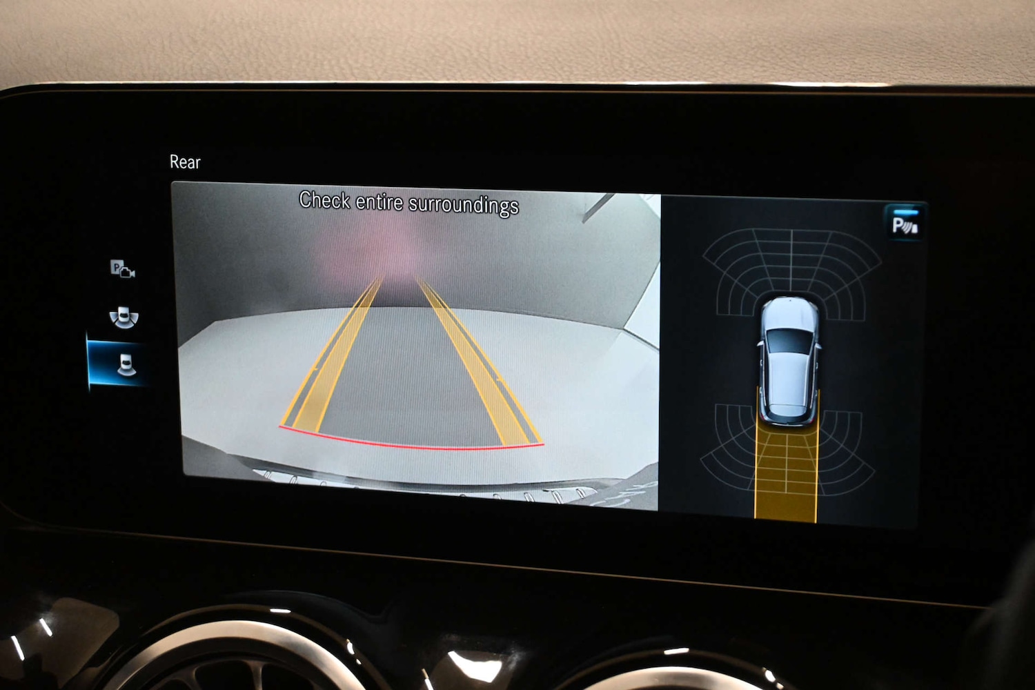 Used Mercedes-Benz GLA 2023 for sale - 76923108: Photo 17