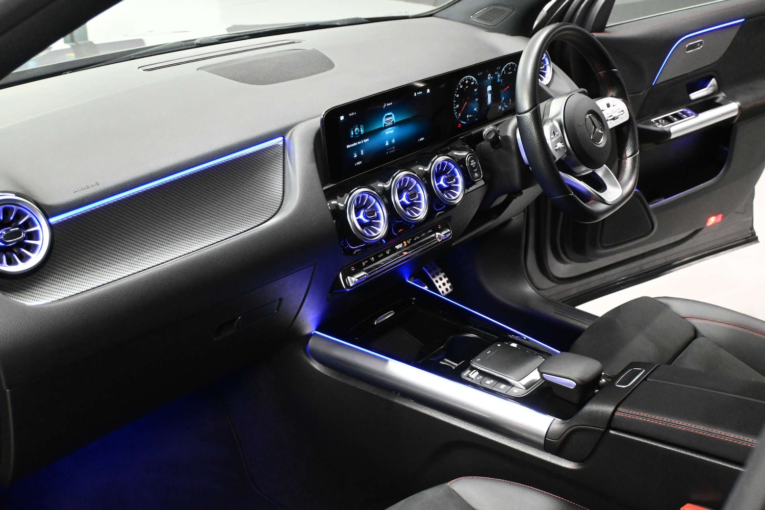 Used Mercedes-Benz GLA 2023 for sale - 76923108: Photo 35