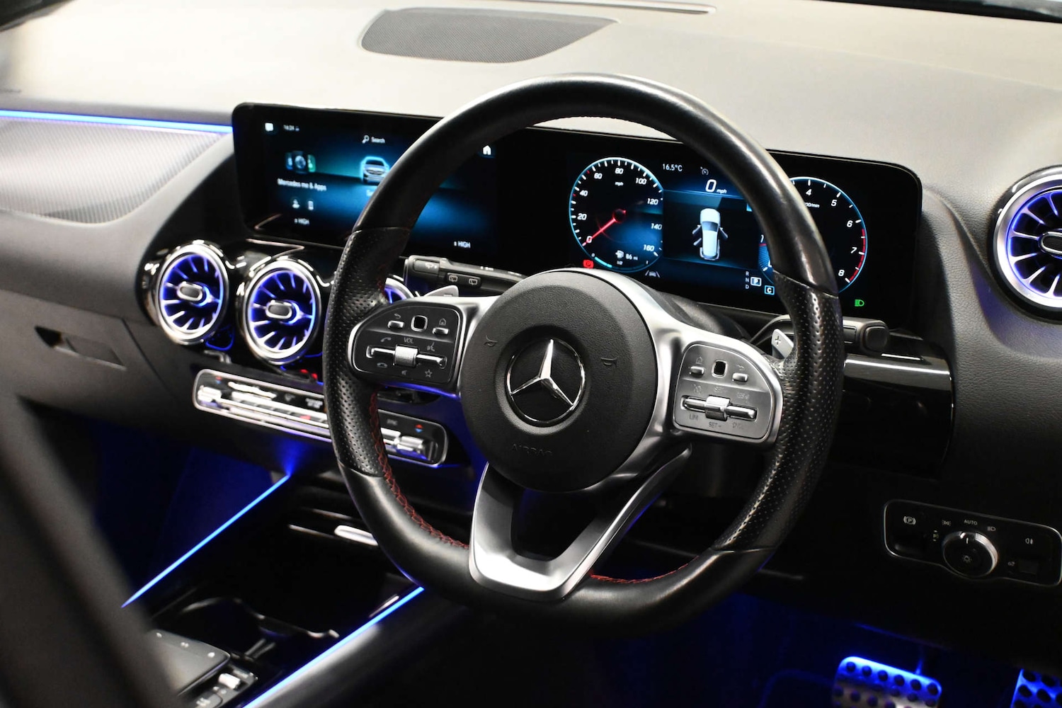 Used Mercedes-Benz GLA 2023 for sale - 76923108: Photo 37