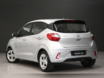 Used Hyundai i10 2022 for sale - 79467201: Photo