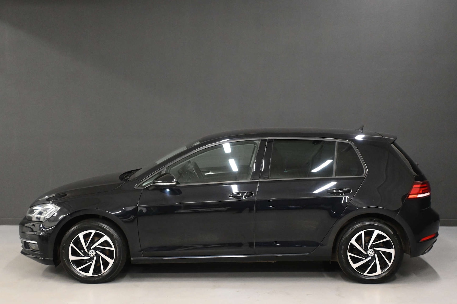 Used Volkswagen Golf 2020 for sale - 77299379: Photo 17