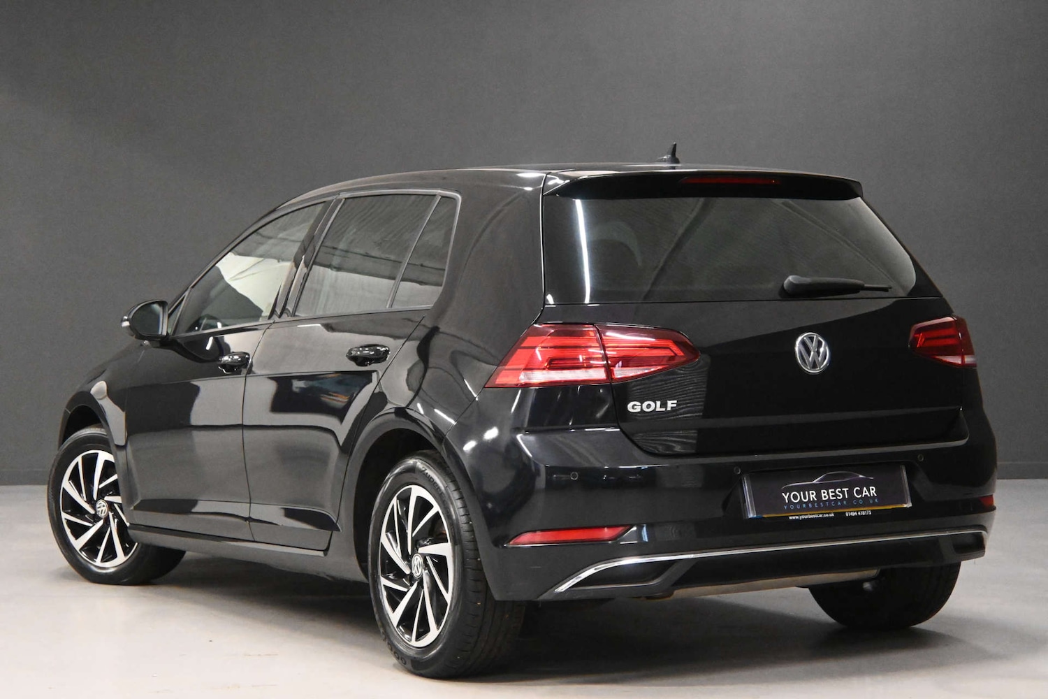 Used Volkswagen Golf 2020 for sale - 77299379: Photo 2