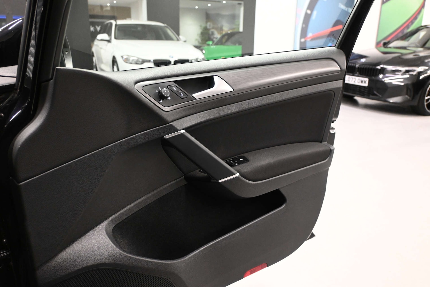 Used Volkswagen Golf 2020 for sale - 77299379: Photo 31