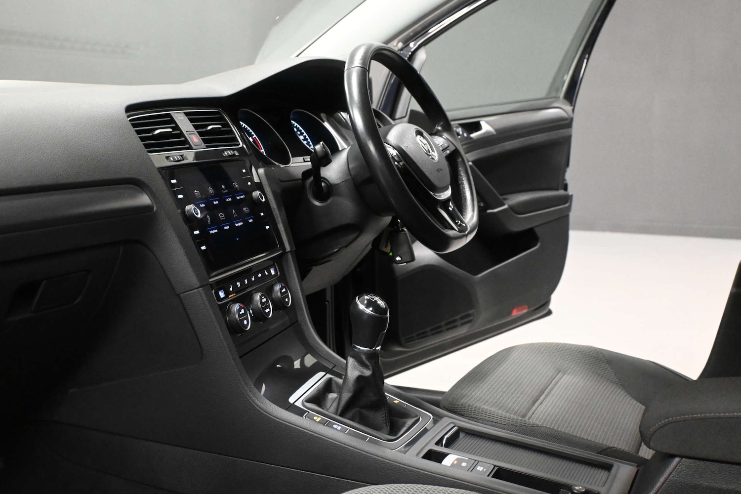 Used Volkswagen Golf 2020 for sale - 77299379: Photo 6