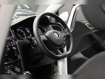 Used Volkswagen Golf 2017 for sale - 79264901: Photo