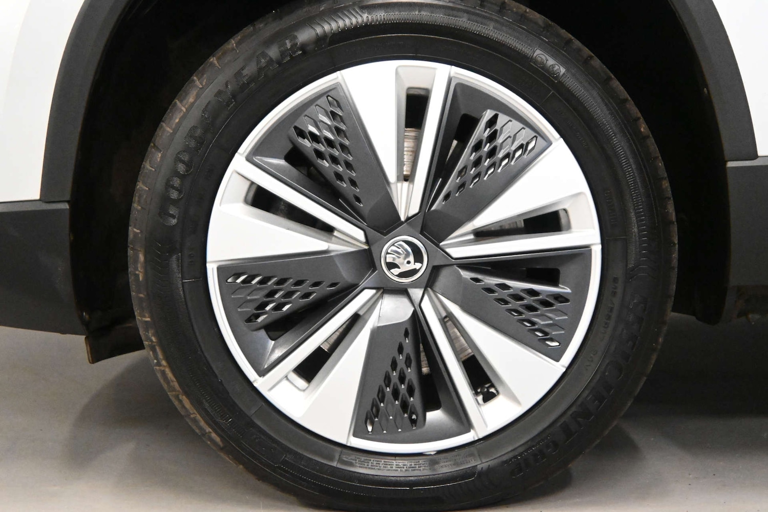 Used Skoda Karoq 2023 for sale - 77693730: Photo 49