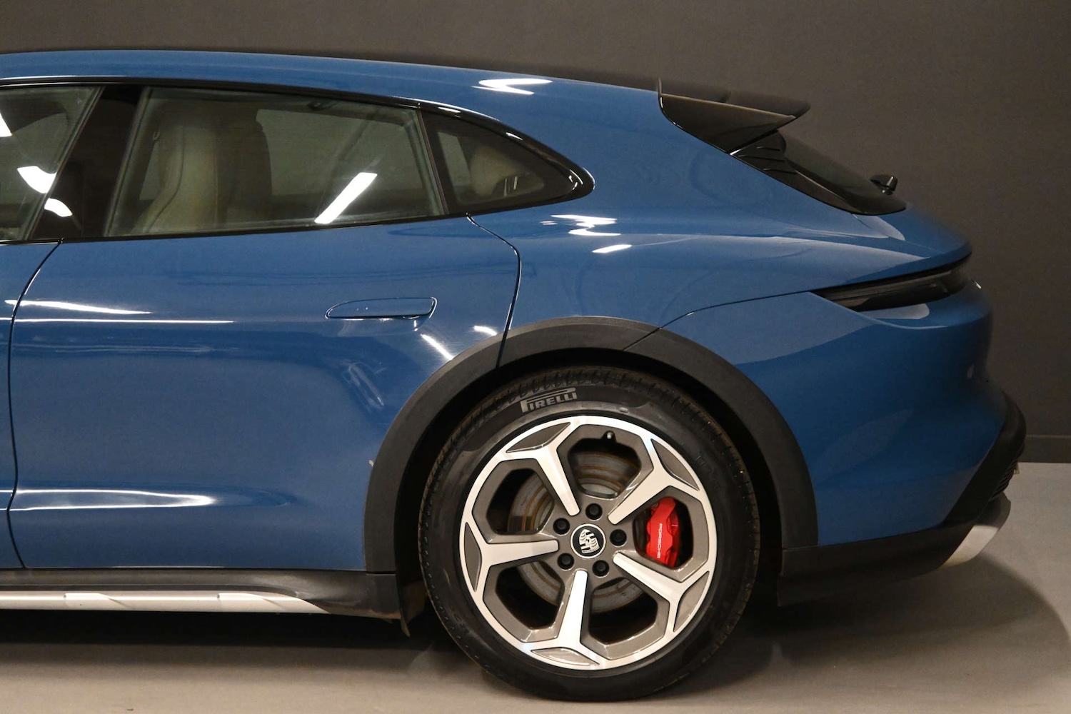 Used Porsche Taycan 2021 for sale - 76896365: Photo 16