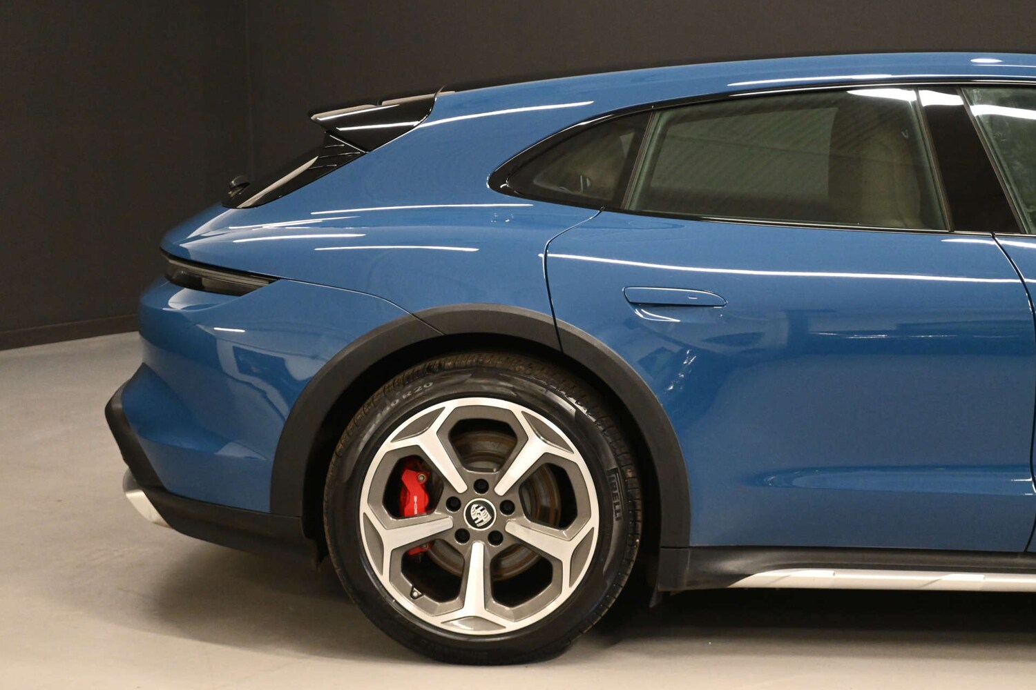 Used Porsche Taycan 2021 for sale - 76896365: Photo 30