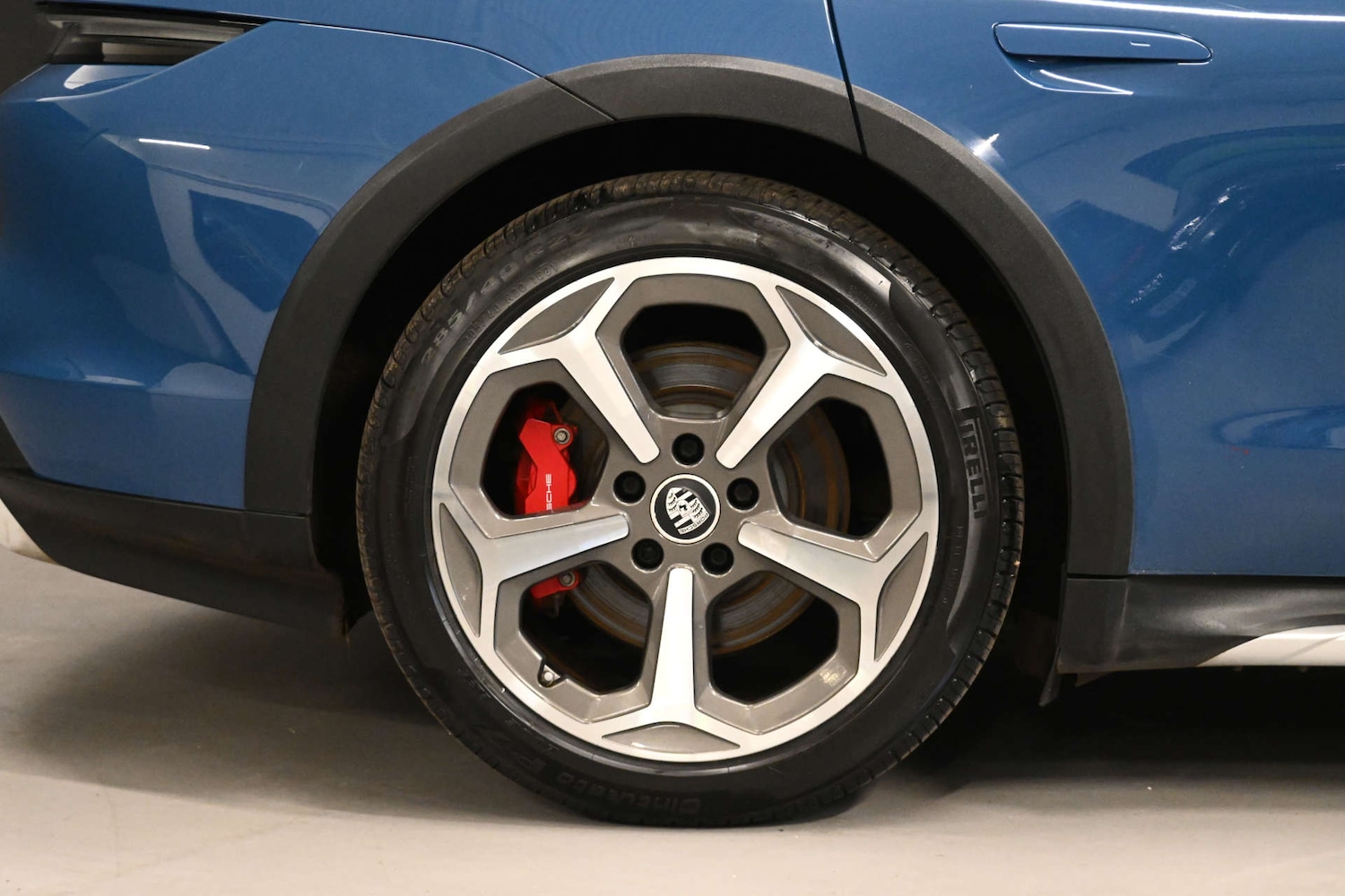 Used Porsche Taycan 2021 for sale - 76896365: Photo 34