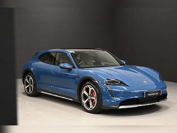 Used Porsche Taycan 2021 for sale - 76896365: Photo