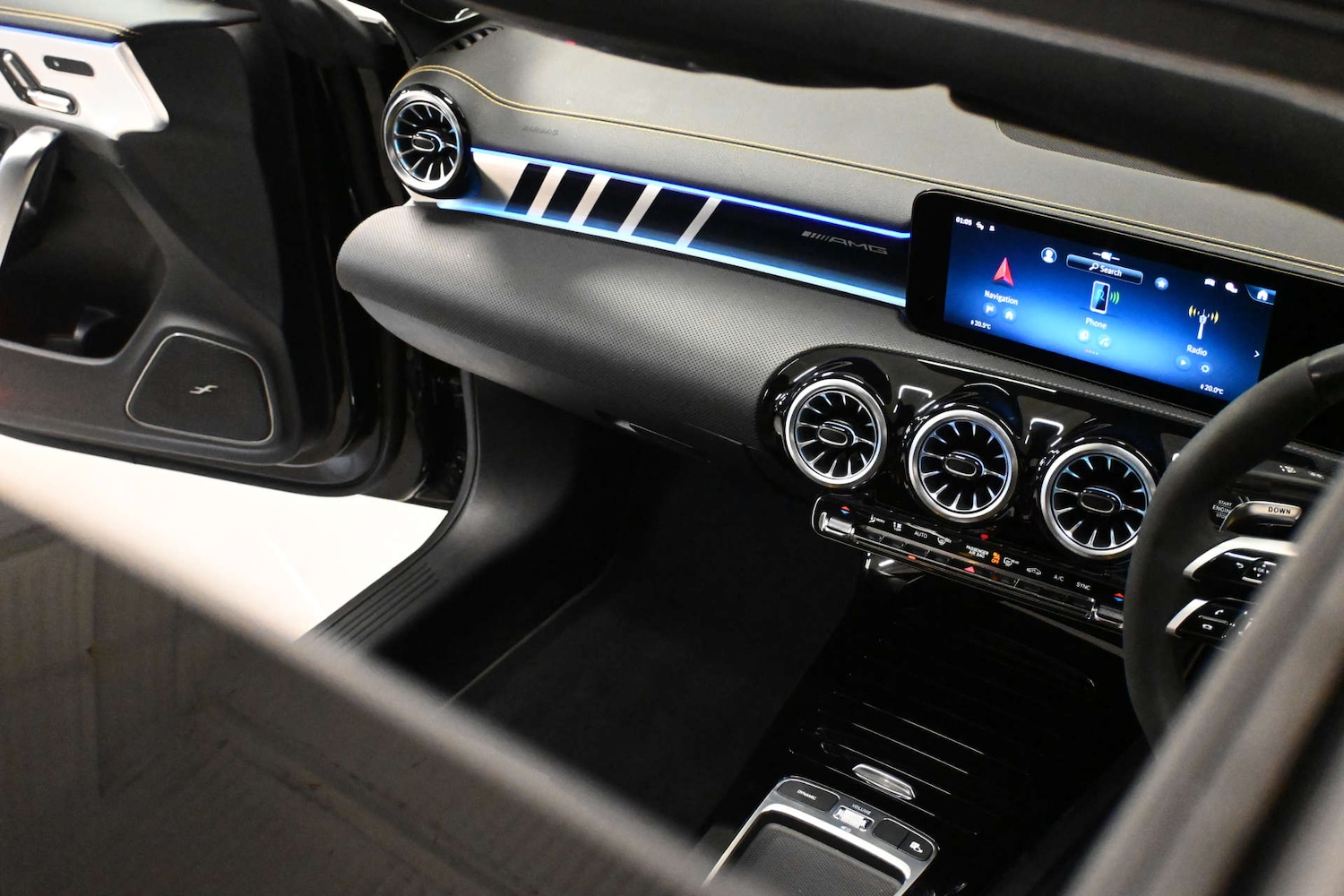 Used Mercedes-Benz CLA 2024 for sale - 77022462: Photo 9