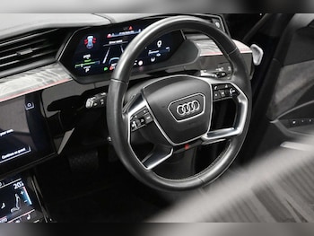 Used Audi e-tron 2021 for sale - 79072850: Photo