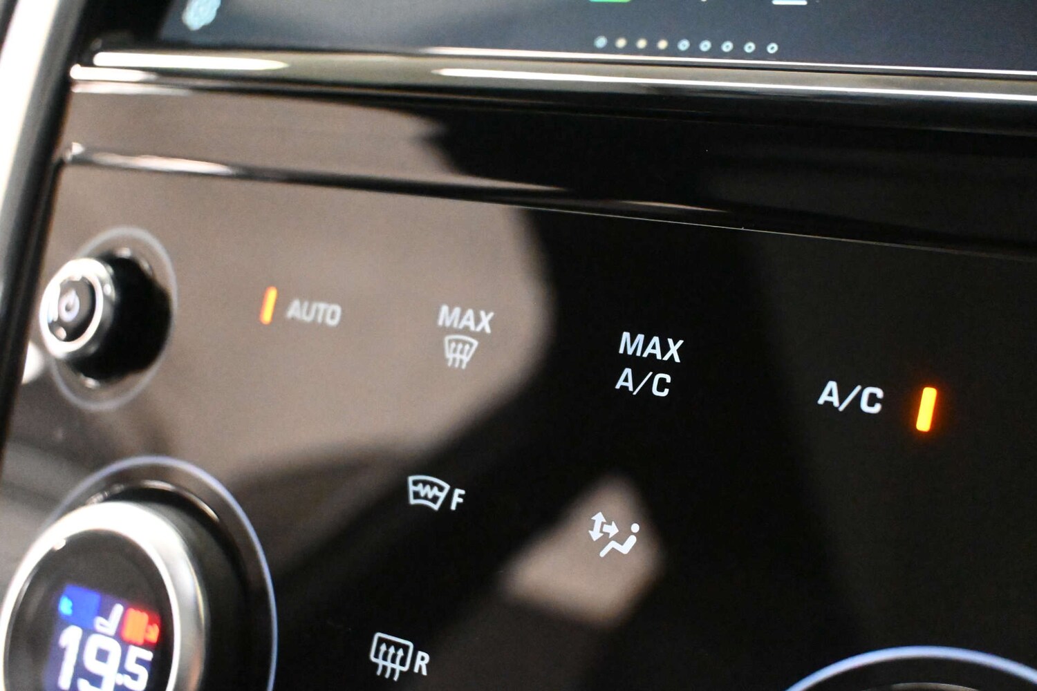 Used Land Rover Discovery Sport 2022 for sale - 77937225: Photo 29