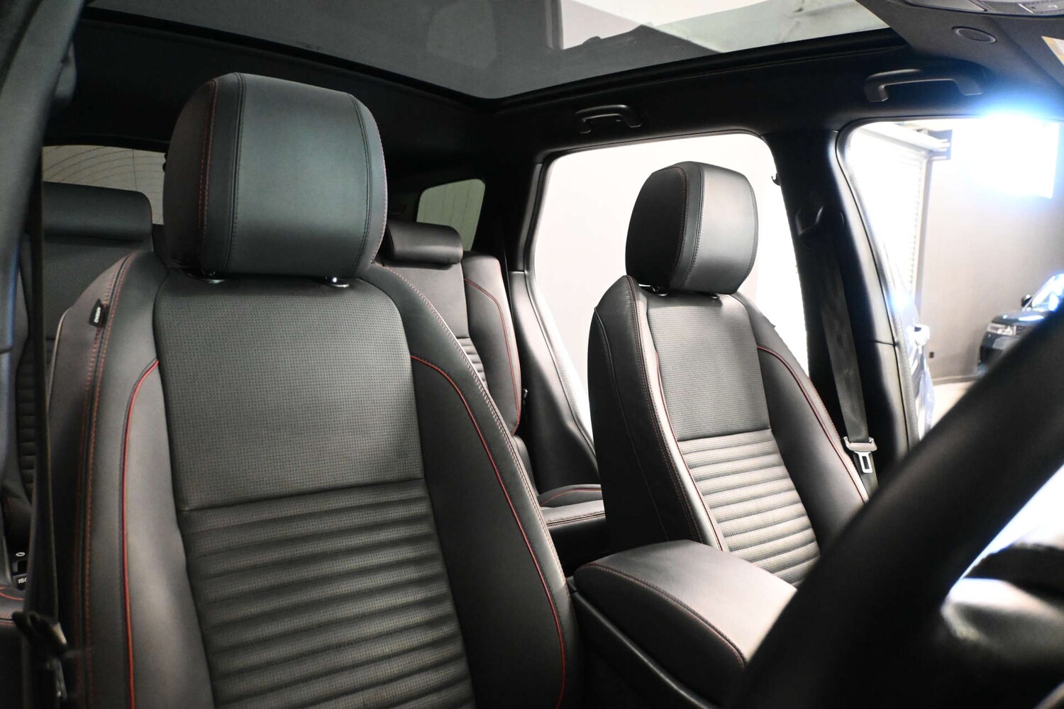 Used Land Rover Discovery Sport 2022 for sale - 77937225: Photo 36