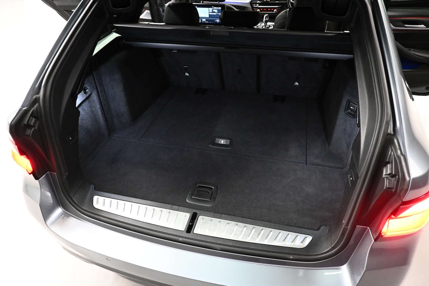 Used BMW 5 Series 2021 for sale - 76710475: Photo 57