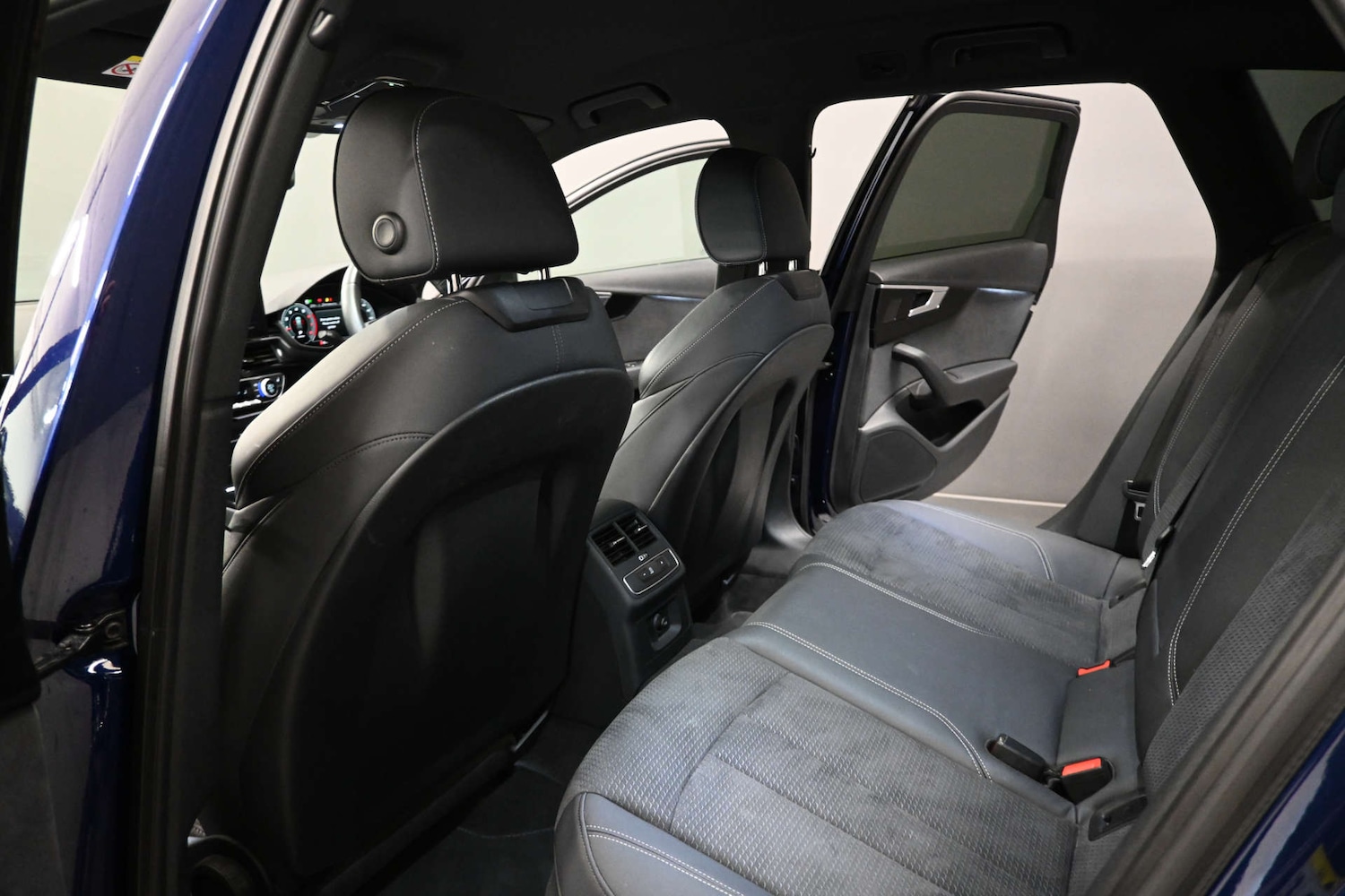 Used Audi A4 2022 for sale - 77022295: Photo 11