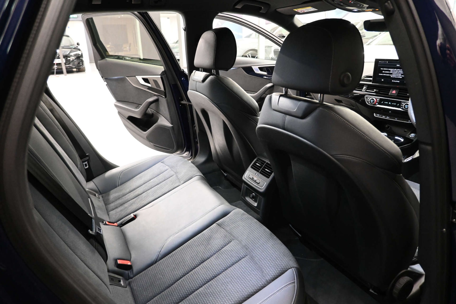 Used Audi A4 2022 for sale - 77022295: Photo 9