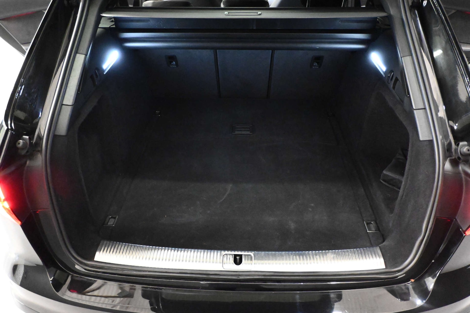 Used Audi A4 2023 for sale - 76710472: Photo 54