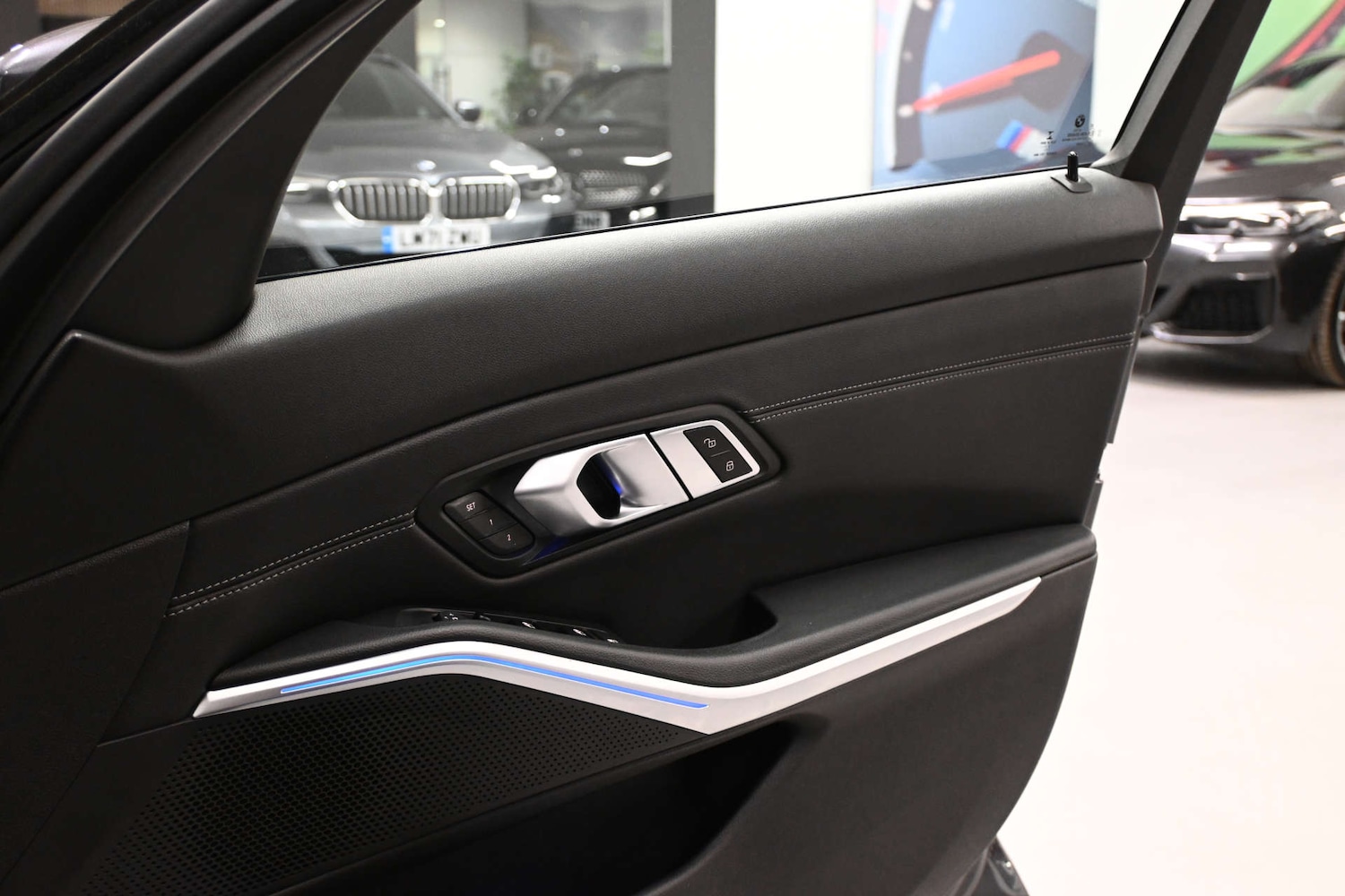 Used BMW 3 Series 2022 for sale - 76710473: Photo 40