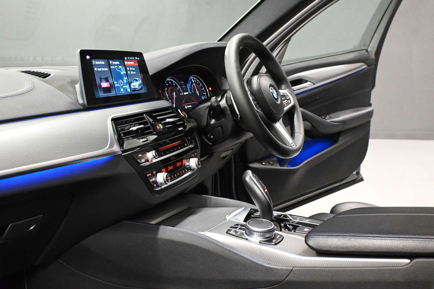 Used BMW 5 Series 2018 for sale - 76910571: Photo 17