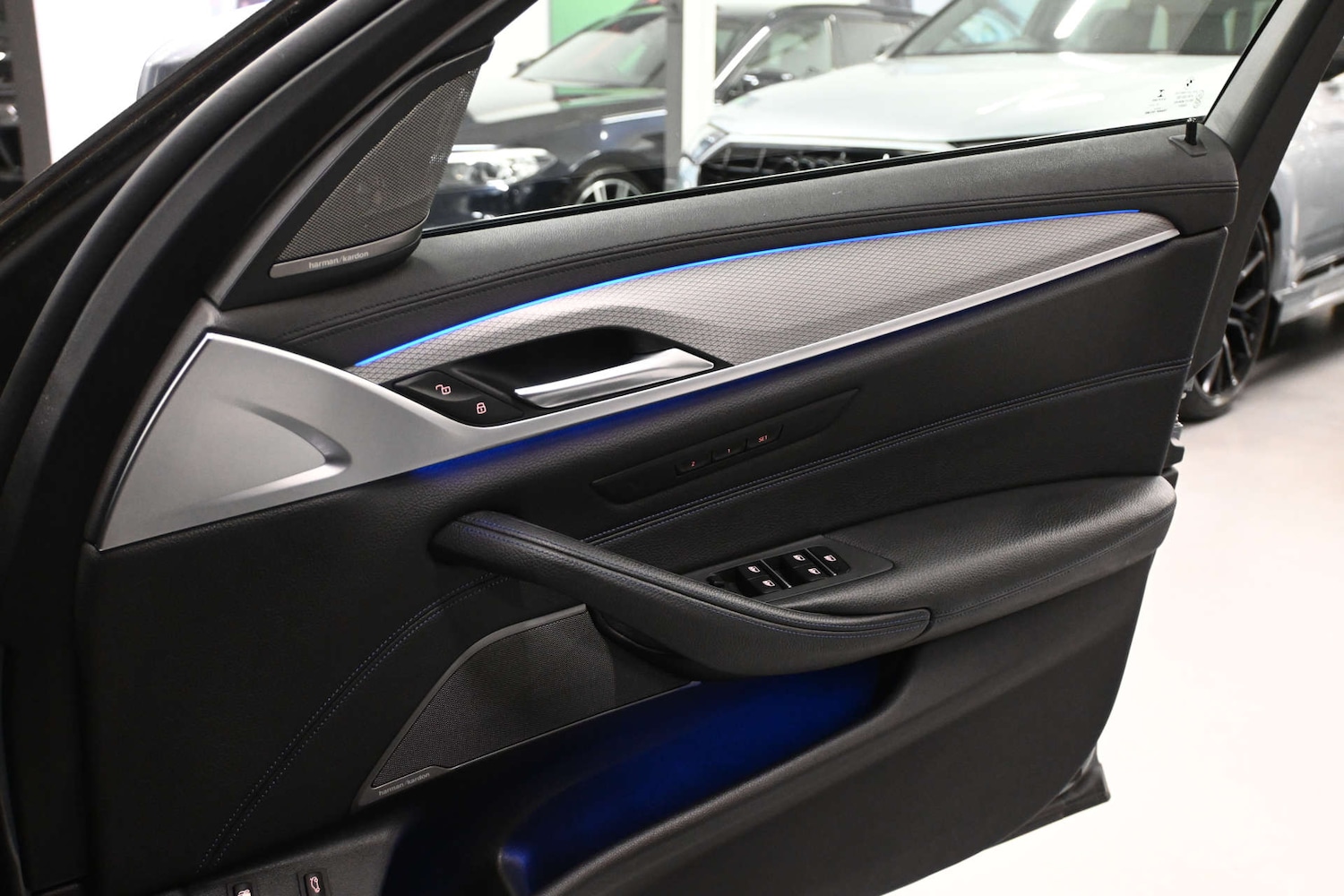 Used BMW 5 Series 2018 for sale - 76910571: Photo 71