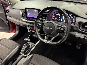 Used Kia Stonic 2022 for sale - 78534303: Photo