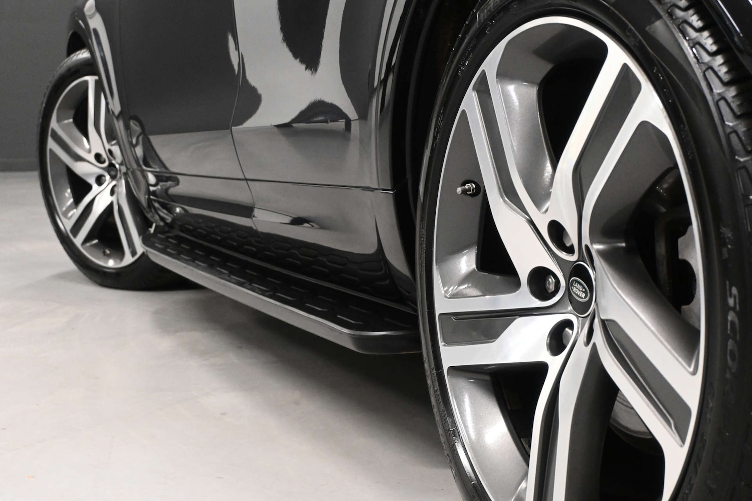 Used Land Rover Discovery 2021 for sale - 77780988: Photo 10