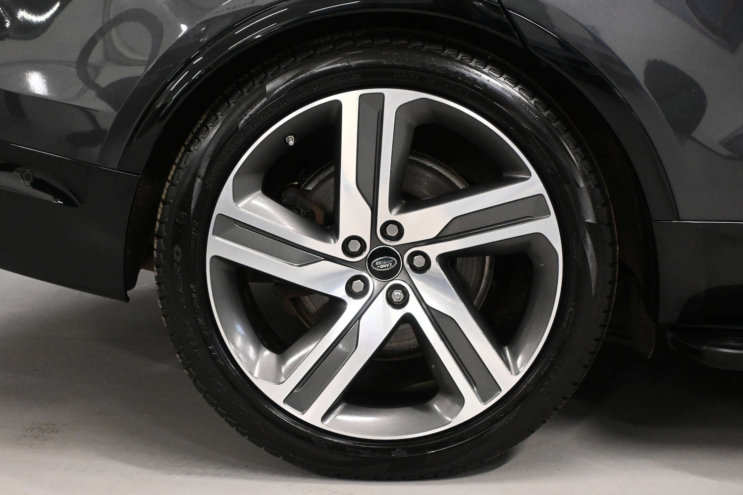 Used Land Rover Discovery 2021 for sale - 77780988: Photo 31