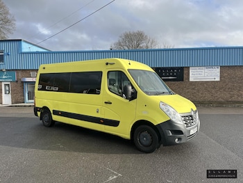 Renault Master feature image