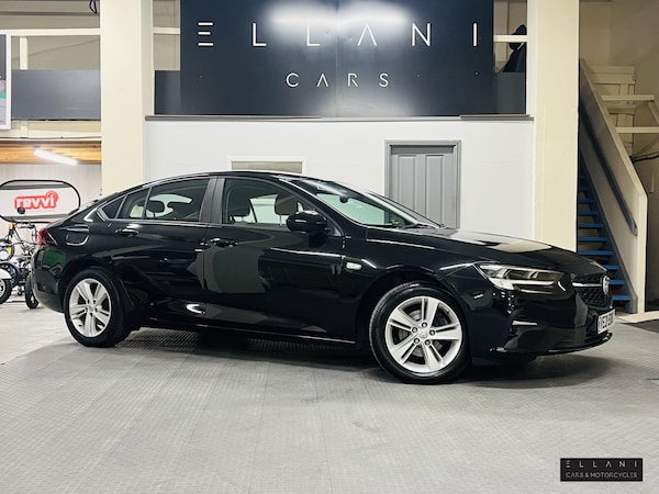 Used Vauxhall Insignia 2021 for sale - 76143181: Photo 1