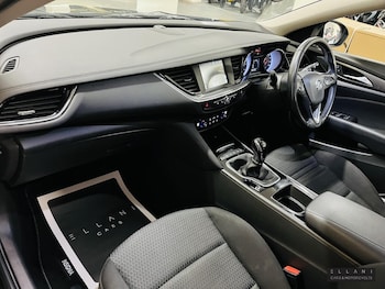 Used Vauxhall Insignia 2021 for sale - 76143181: Photo