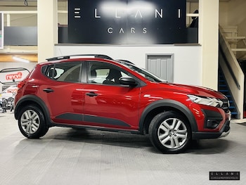 2022 - 1.0 TCe Essential Hatchback 5dr Petrol Manual Euro 6 (s/s) (90 ps)