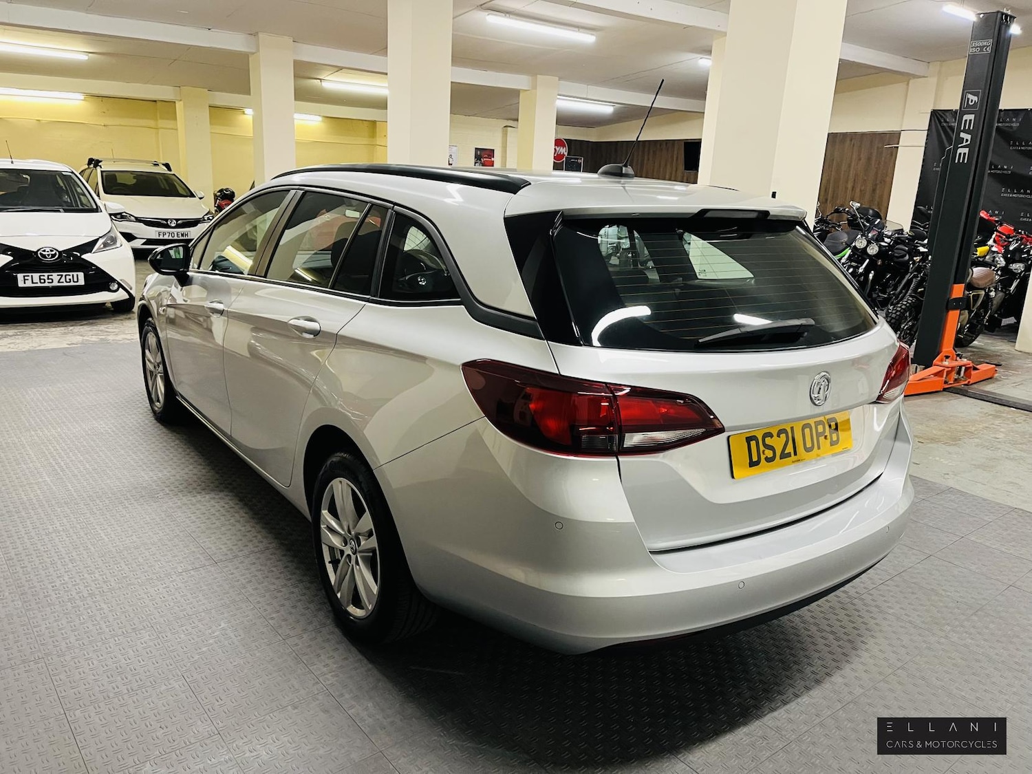 Used Vauxhall Astra 2021 for sale - 76507886: Photo 4