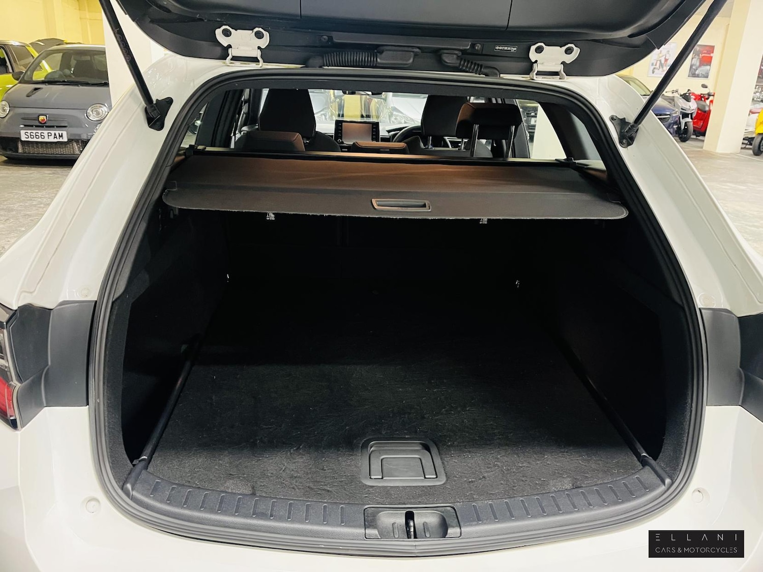 Used Toyota Corolla 2020 for sale - 76862048: Photo 17