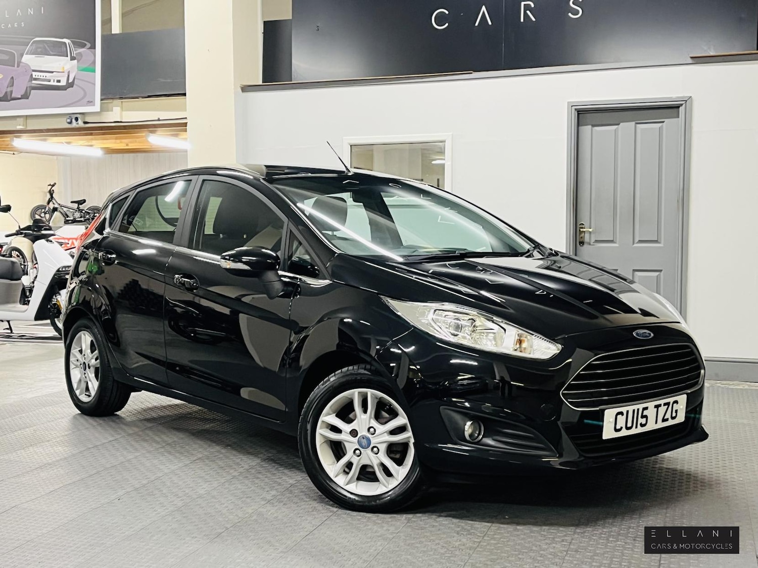 Used Ford Fiesta 2015 for sale - 76384849: Photo 2