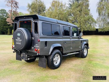 Used Land Rover Defender 110 2015 for sale - 75645469: Photo