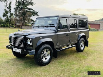 Used Land Rover Defender 110 2015 for sale - 75645469: Photo